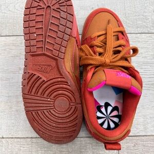 Like New Nike Dunk low Disrupt 2